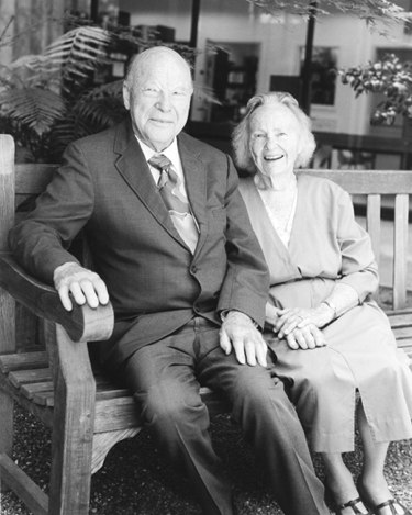 Photo of Dean and Jane McHenry.